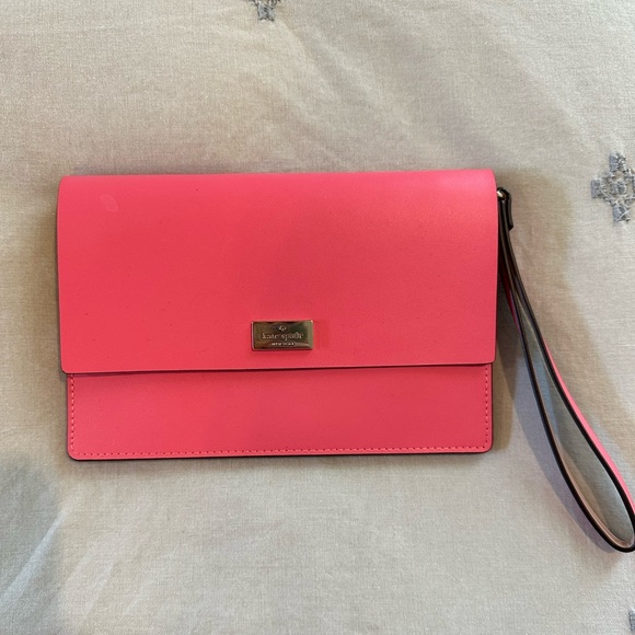 Kate Spade wristlet clutch/wallet - Picture 2 of 6